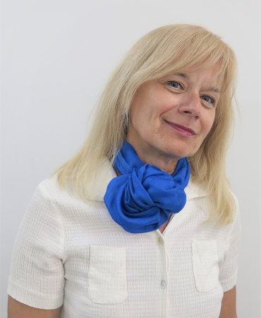 Suzana R.