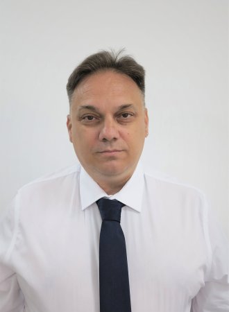 Dr. Marko Ć.