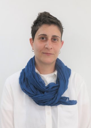 Dina V.