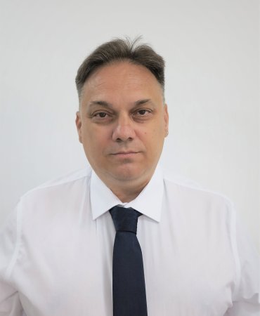 Dr. Marko Ć.